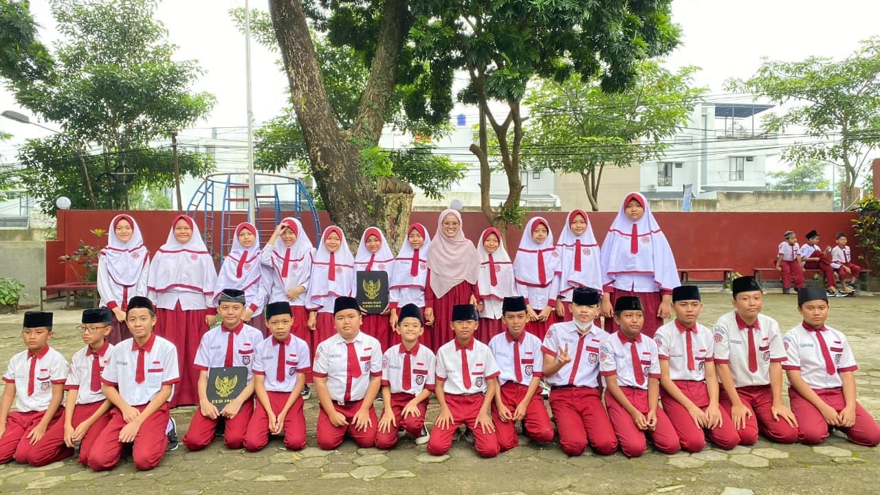 Suasana kegiatan di SMK Infokom Bogor